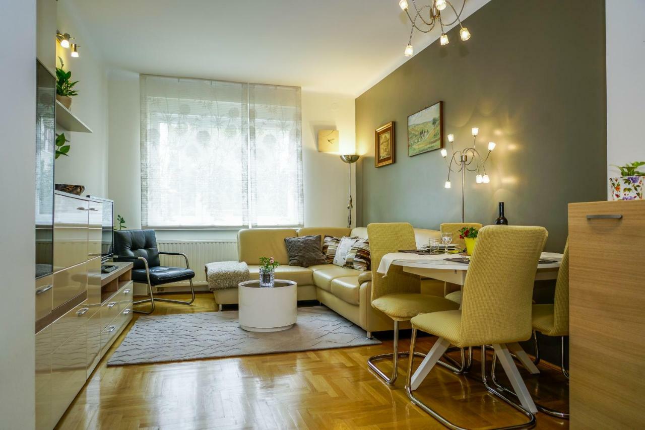 Yellow Bike Apartment زغرب المظهر الخارجي الصورة